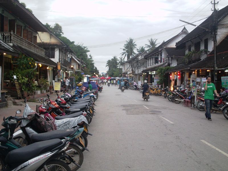 Улицы Луанг-Прабанга