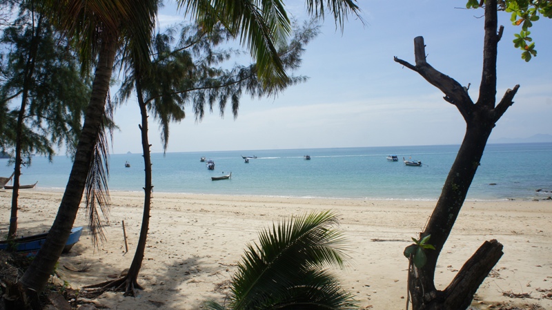 пляж Клонг Мунг