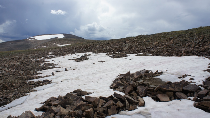 Снег на плато Укок